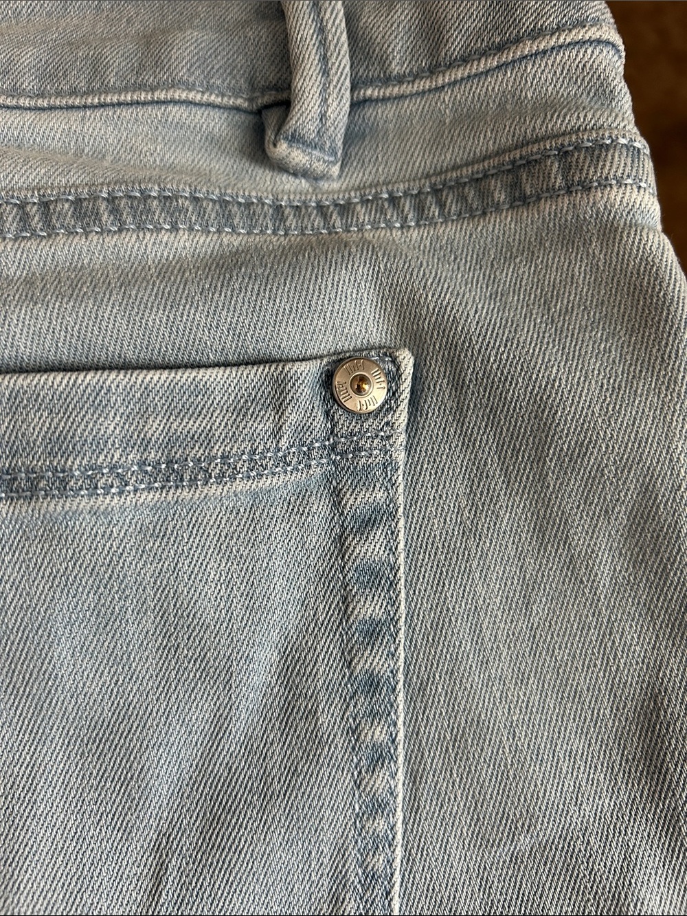 J. Jill Light Blue Cropped Frayed-Hem Jeans PETiTe 8 - Picture 2 of 7
